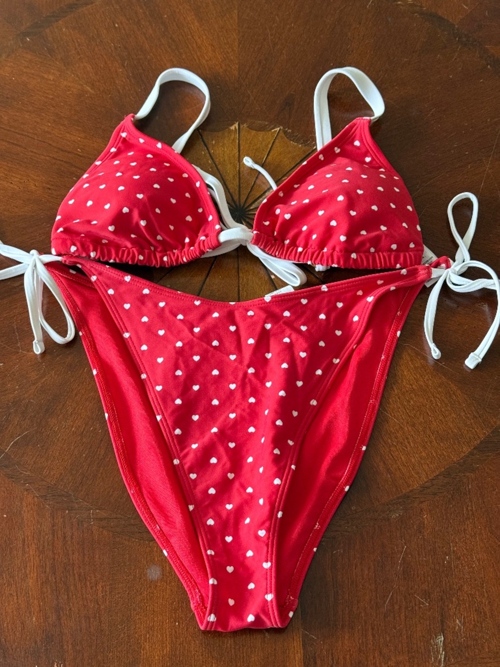 NWOT Hollister Red Heart Polka Dot String Bikini L/XL